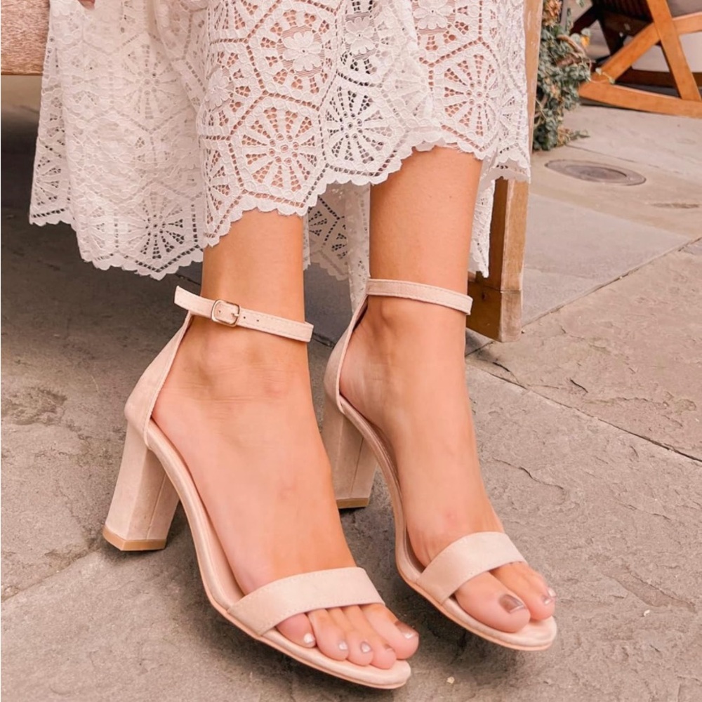 nude heels